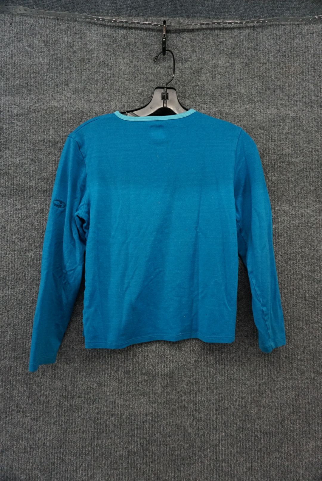 Ice Breaker Size Y Medium Youth Base Layer Top