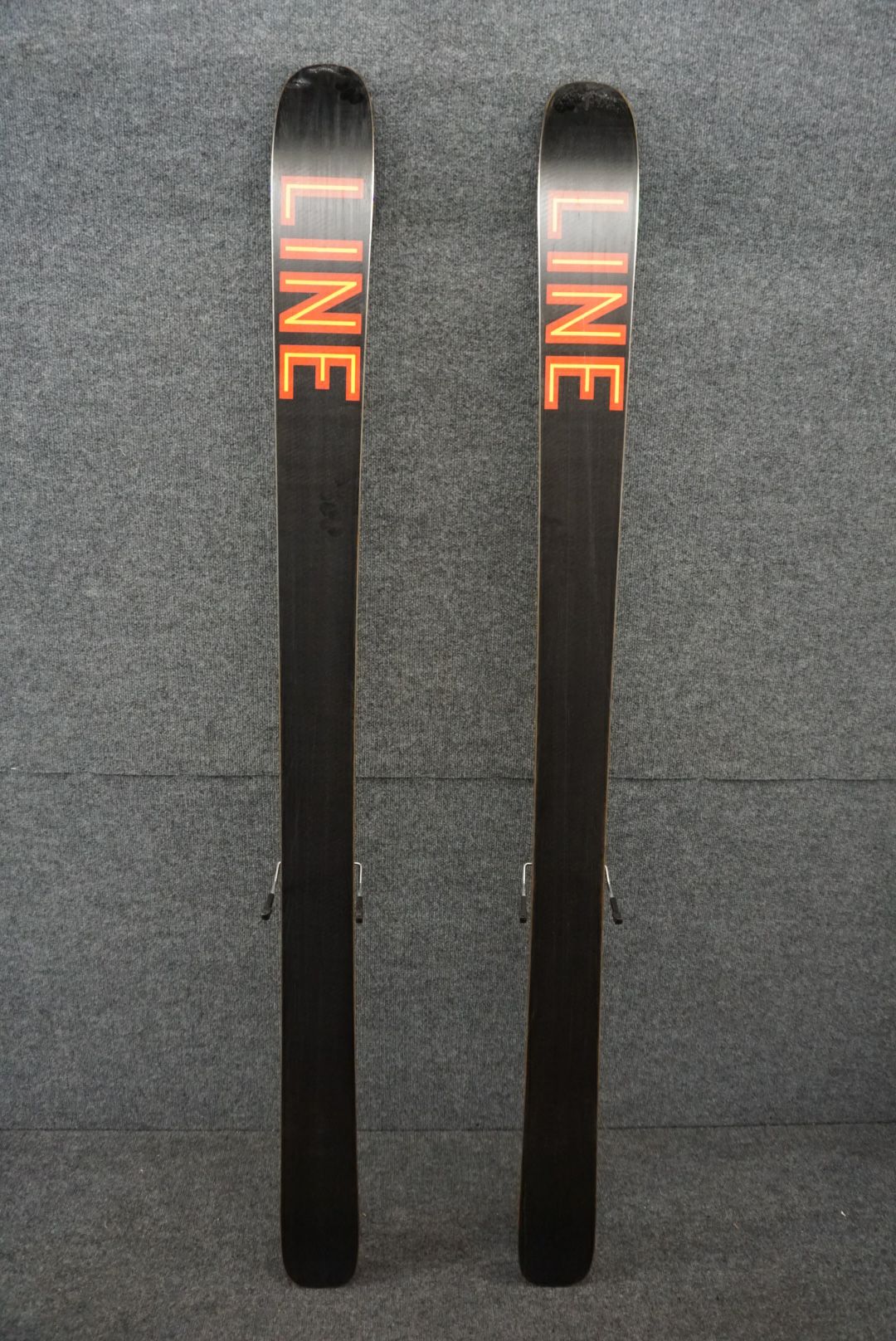 Line Length 186 cm/73" Alpine Skis