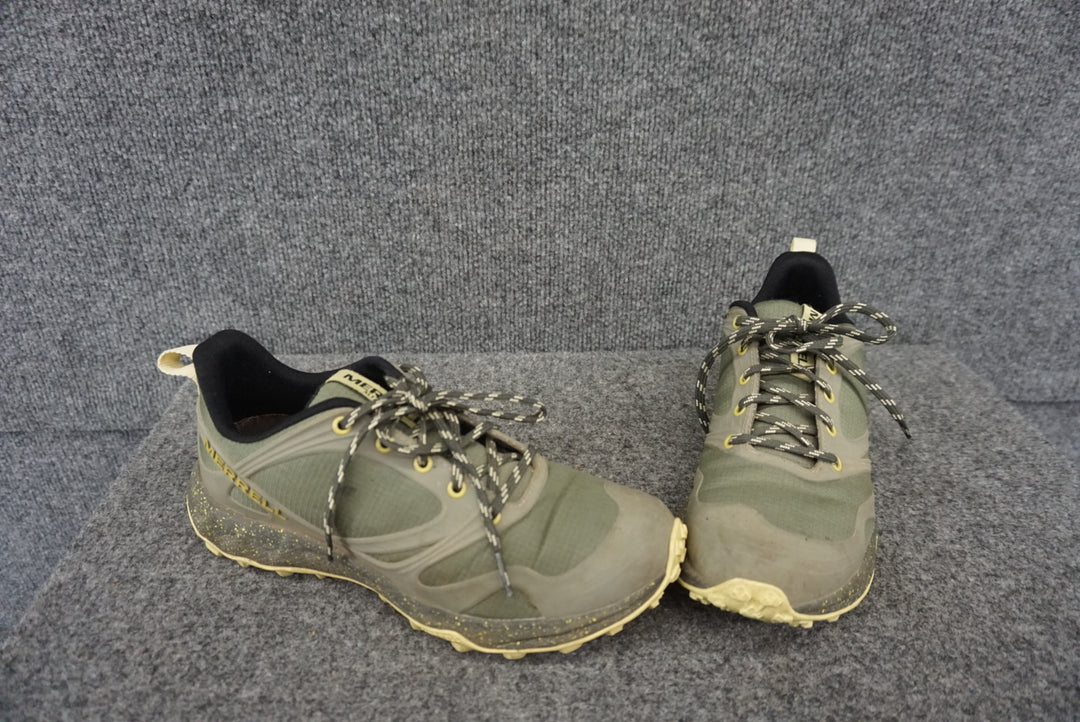 Merrell Olive Size W8.5/40 Women's Running Shoes