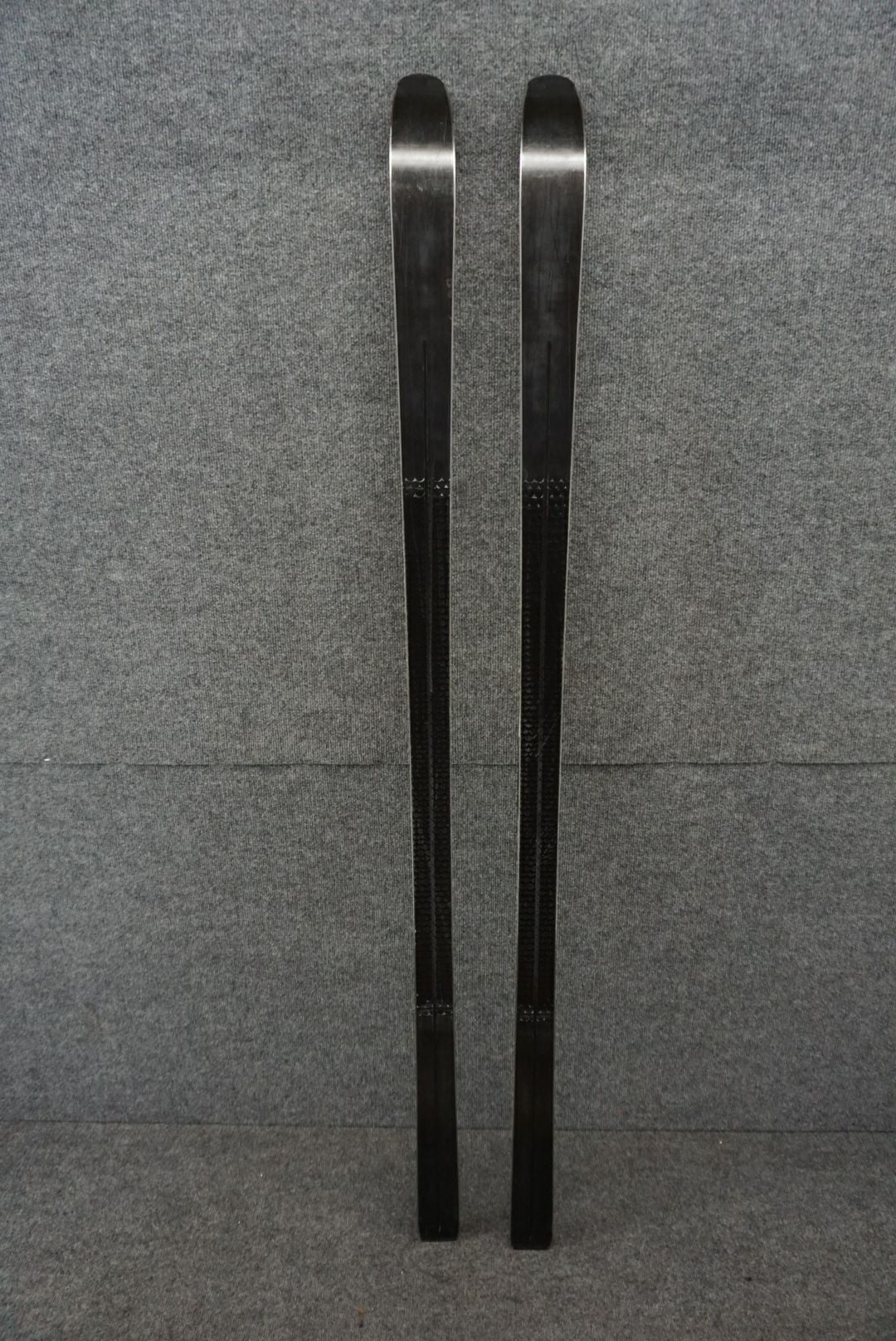 Alpina Length 175 cm/69" Cross Country Skis