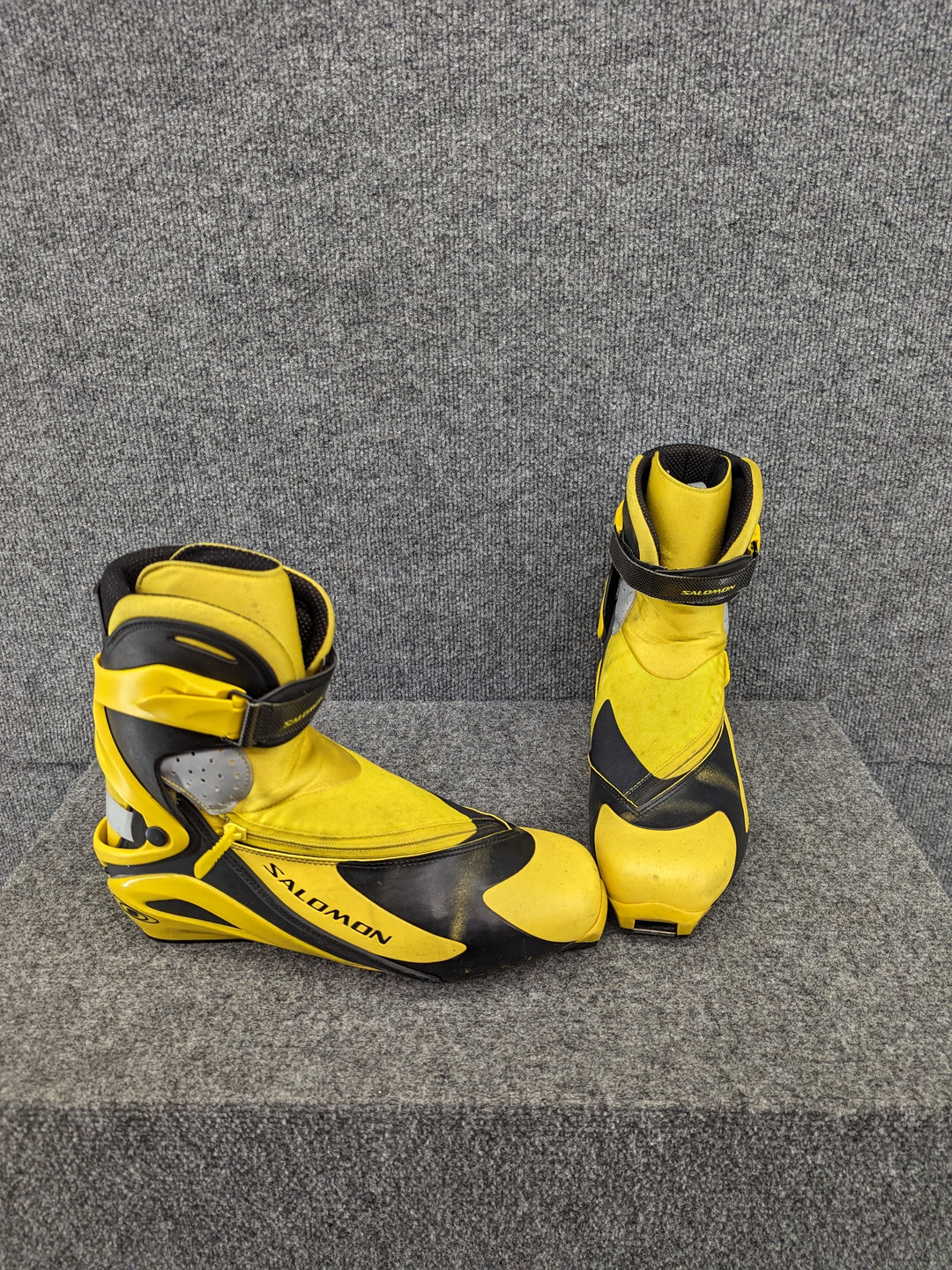 Salomon Size 12.5/46 Cross Country Ski Boots