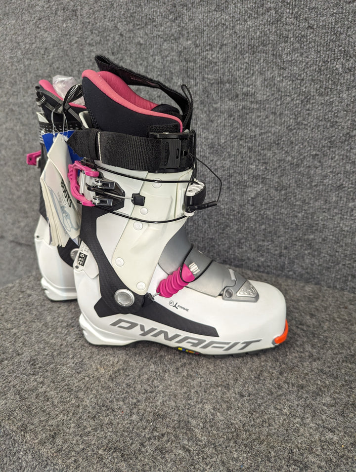 Dynafit Size 5.5/23.5 Women's AT Ski Boots