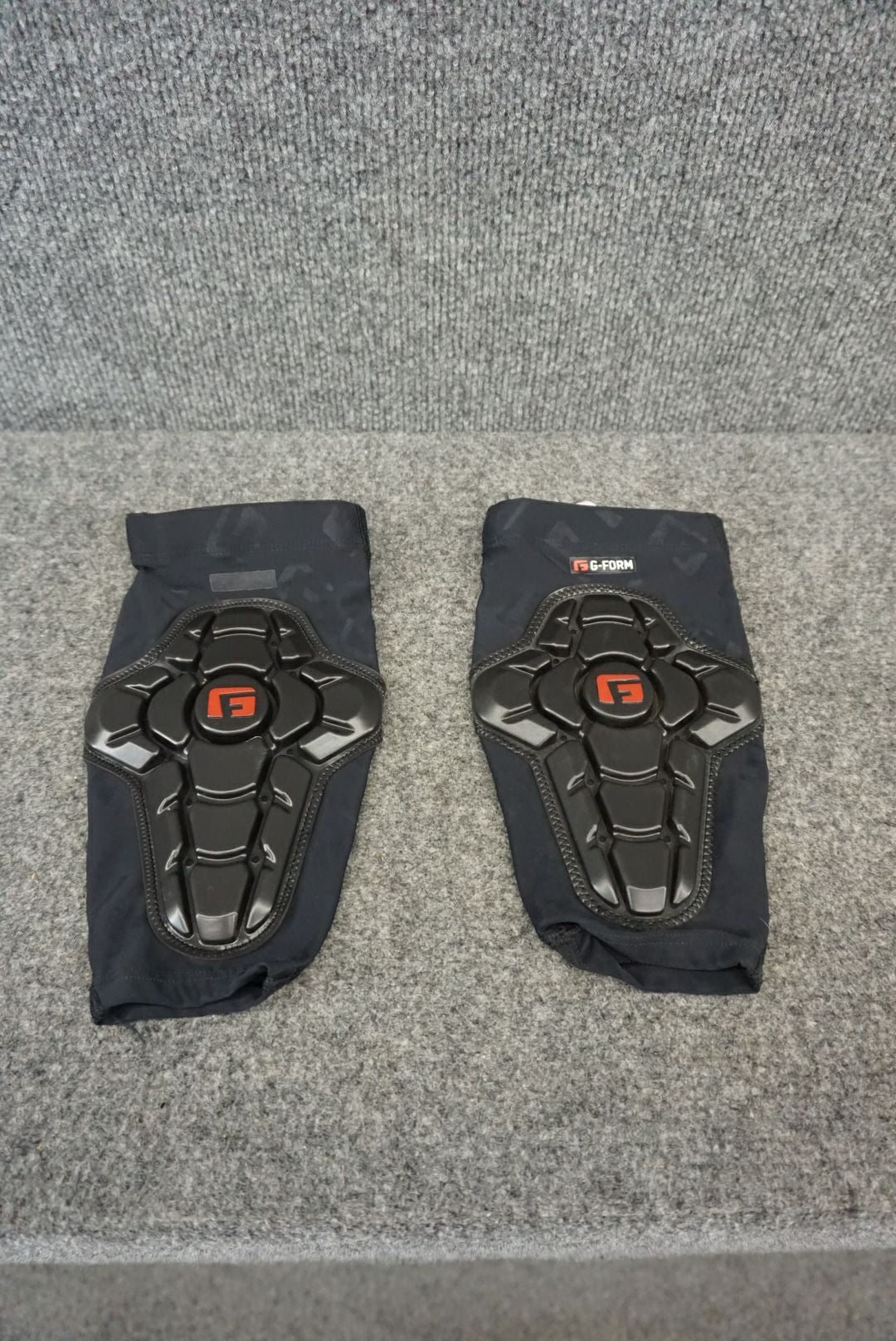 G-Form Size Y L/XL Youth Knee Pads