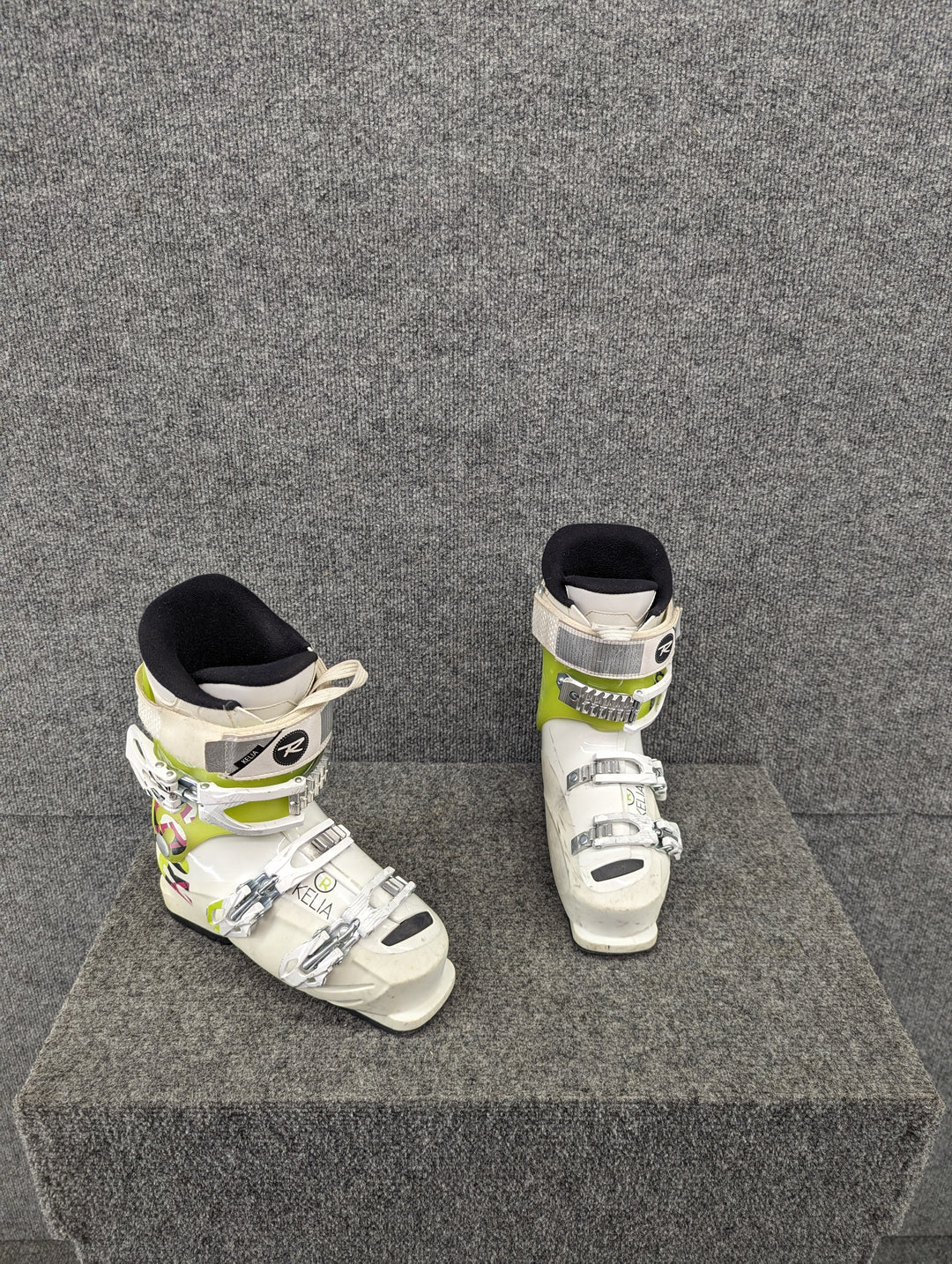Rossignol Size W5.5/22.5 Women's Alpine Ski Boots