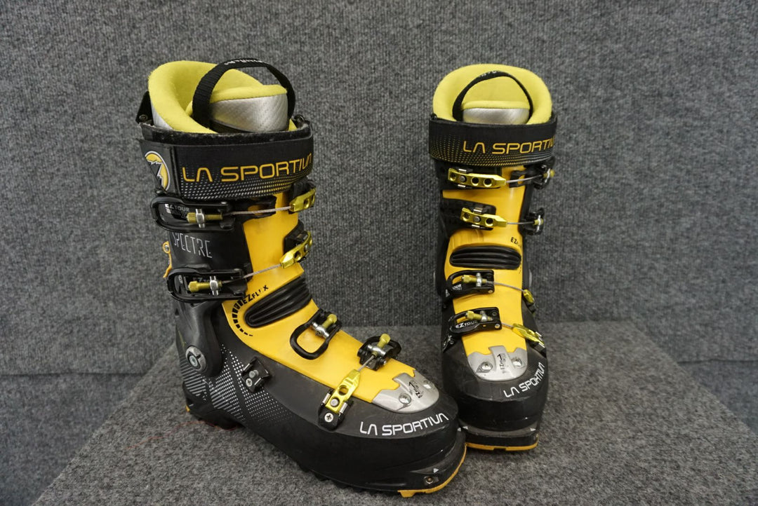 La Sportiva Size 8.5/26.5 AT Ski Boots