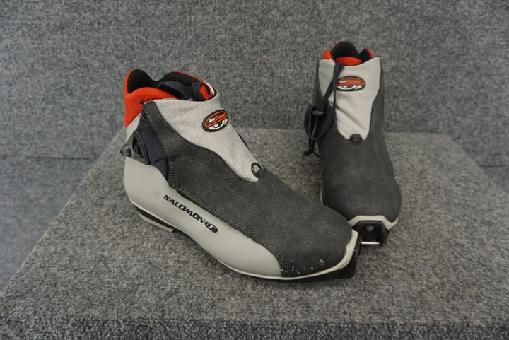 Salomon Size 9.5/42.5 Men's Cross Country Ski Boots