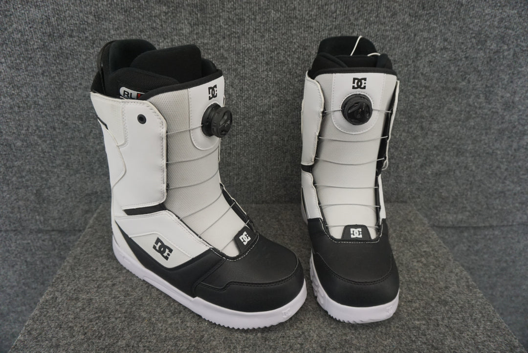 DC Size 11/44 Men's Snowboard Boots