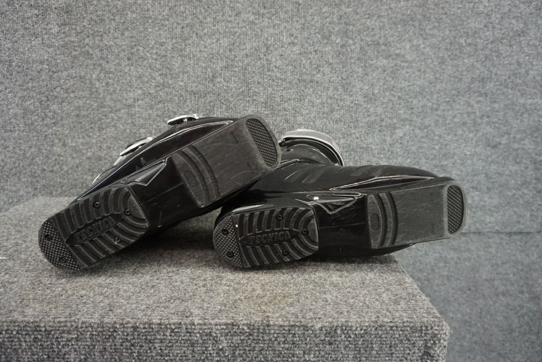 Tecnica Size 7.5/25.5 Men's Alpine Ski Boots – Rambleraven Gear Trader
