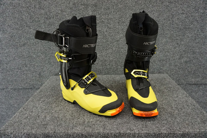 Arc'teryx Size W6.5/23.5 Women's AT Ski Boots