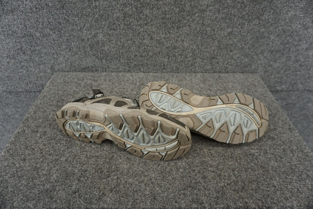Salomon Gray Size W8.5/40 Women's Water Shoes
